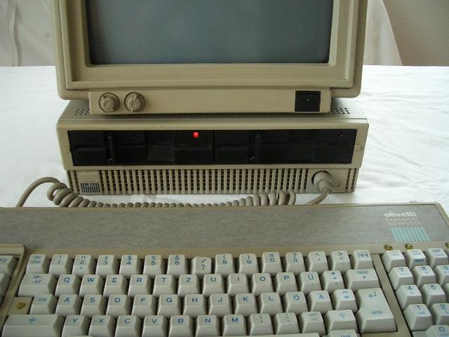 Olivetti M 19 (2).JPG